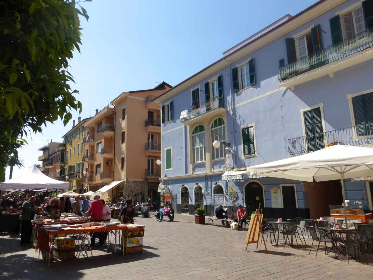 Cipriani 5 Rivieraholiday Pietra Ligure Exterior foto